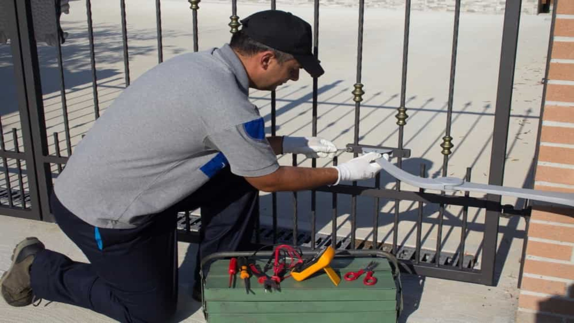 Best Gate Repair Service Provider in Los Angeles