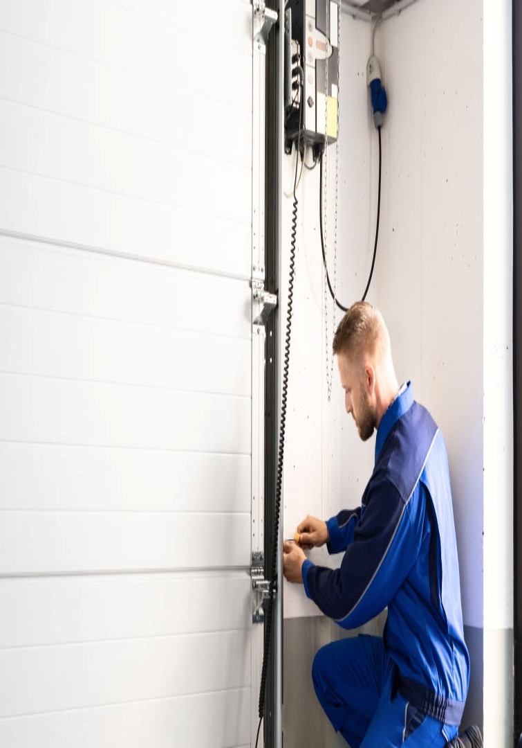 Your Trusted Garage Door Repair Service Provider in Worcester | 24/7 Services